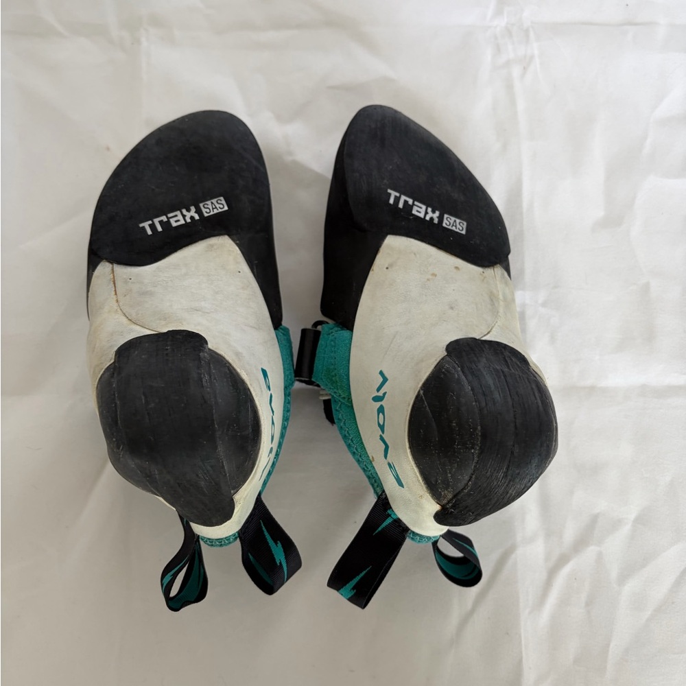 Evolv Zenist Rock Climbing Shoes Womens US 6.5 EU 37 Made in South Korea - Picture 7 of 11